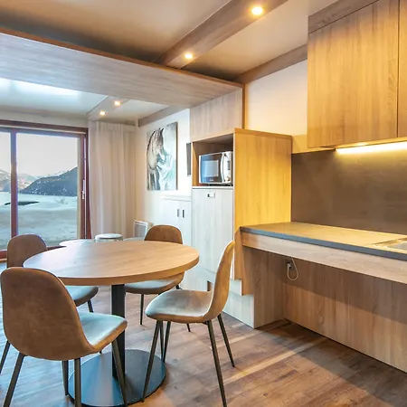 Le Beauregard Hotell